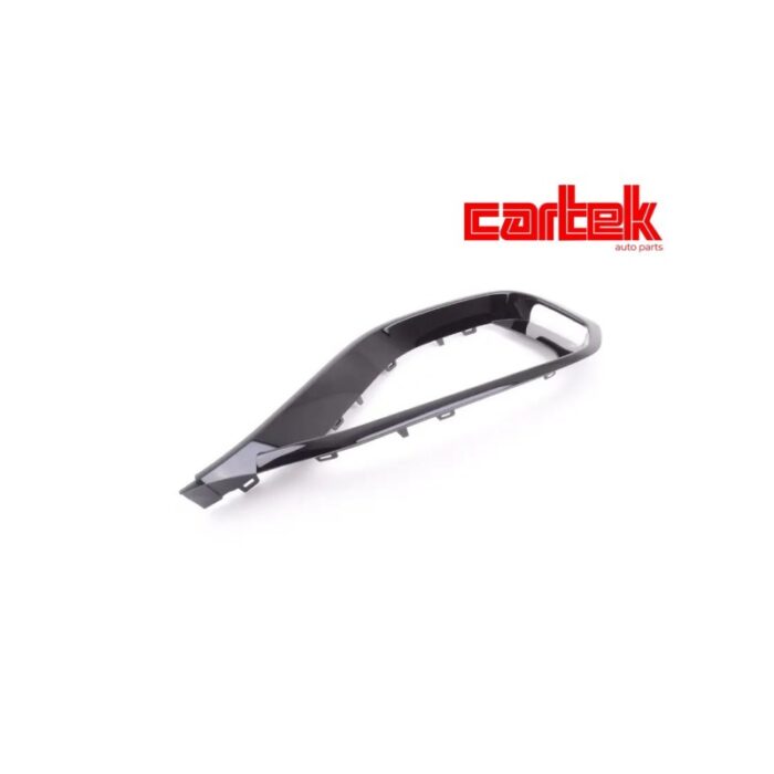 BMW F32, tampon ızgara çerçevesi ön sol siyah, 51117294839 - Görsel 1